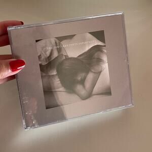 The Tortured Poets Department Collector's Edition Deluxe CD + Bonus Track  NEW